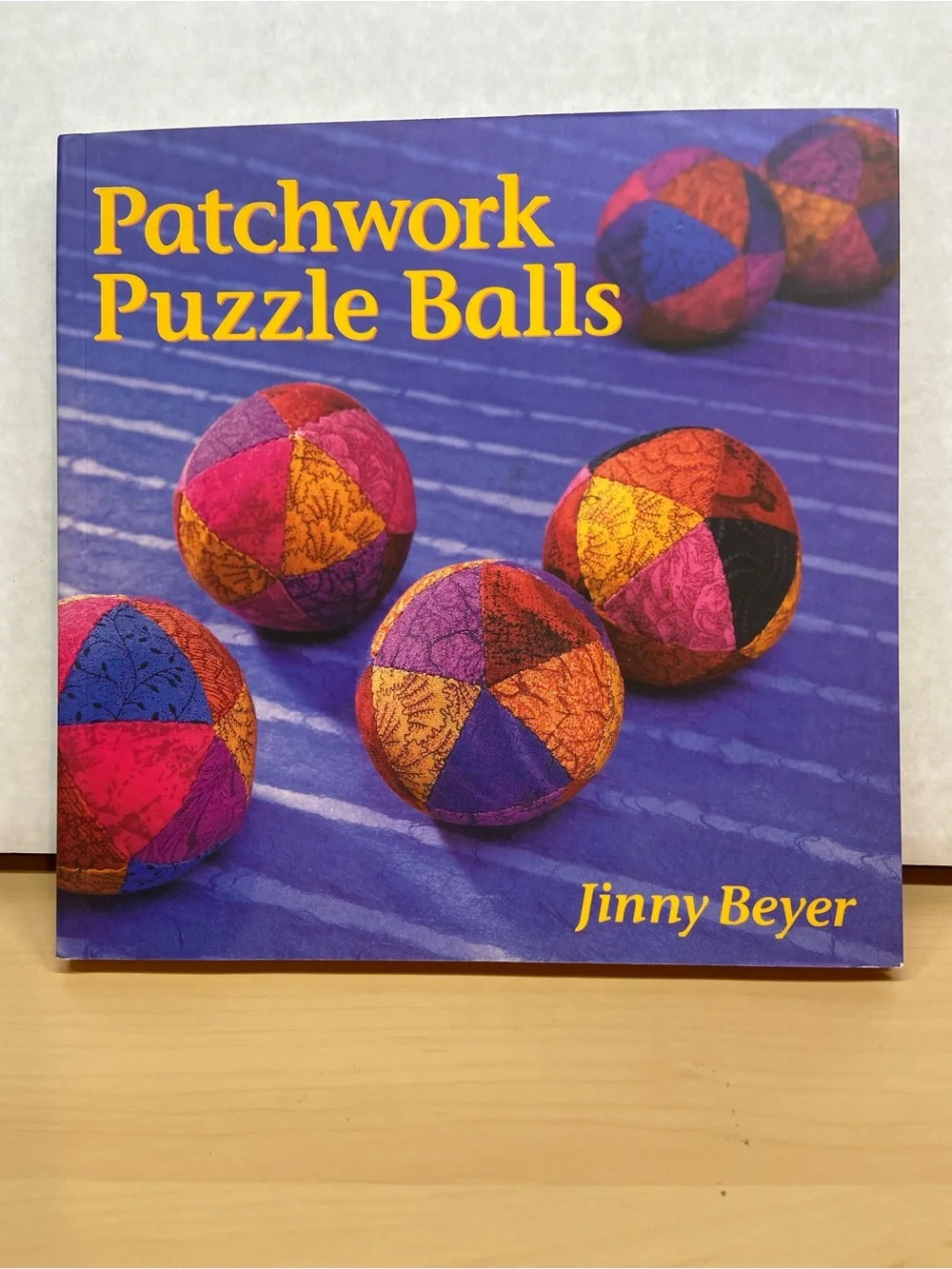 Patchwork Puzzle Balls Book